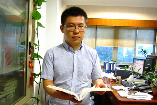 丁正源,1983年生,江苏无锡人,杭州市财政局主任科员