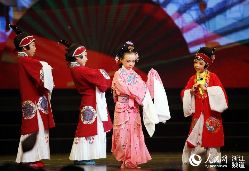 2016年浙江省中小学生艺术节成功举办