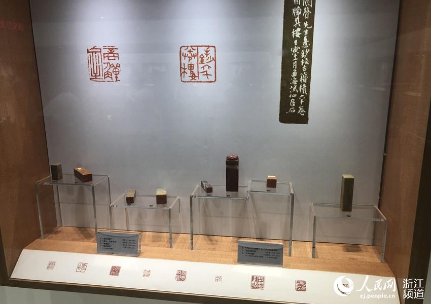国宝灯光冻印石展在杭州中国印学博物馆开展