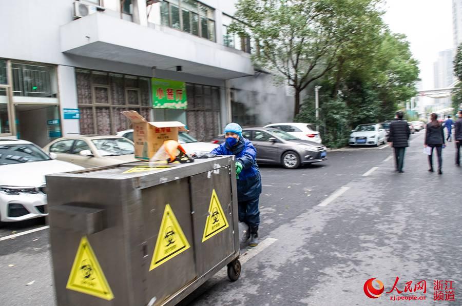 רְ�����ڰ�ʹ�ù���ҽ�Ʒ���ͳһ���͵��ռ���·�ϡ�