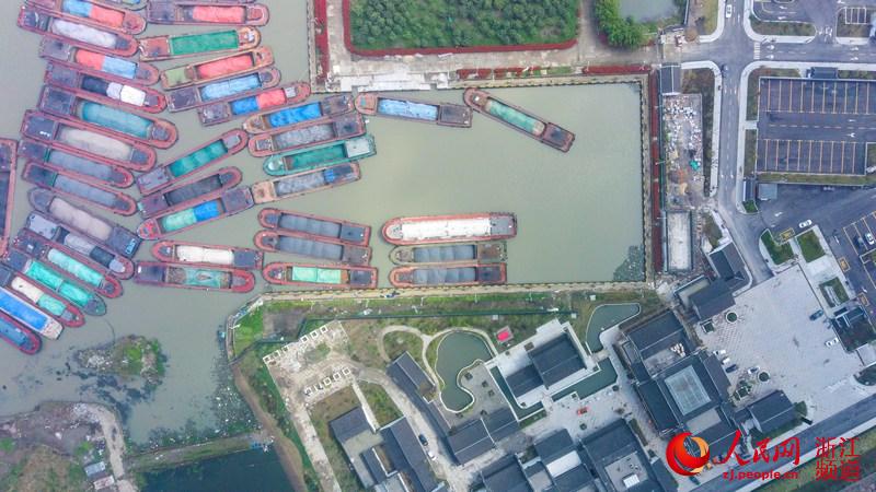 長湖申航道南潯段船舶流量恢復至正常狀態。