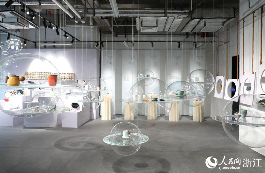 第三届“中国的杯子”创意设计大赛暨成果展在龙泉举行。人民网 方彭依梦摄