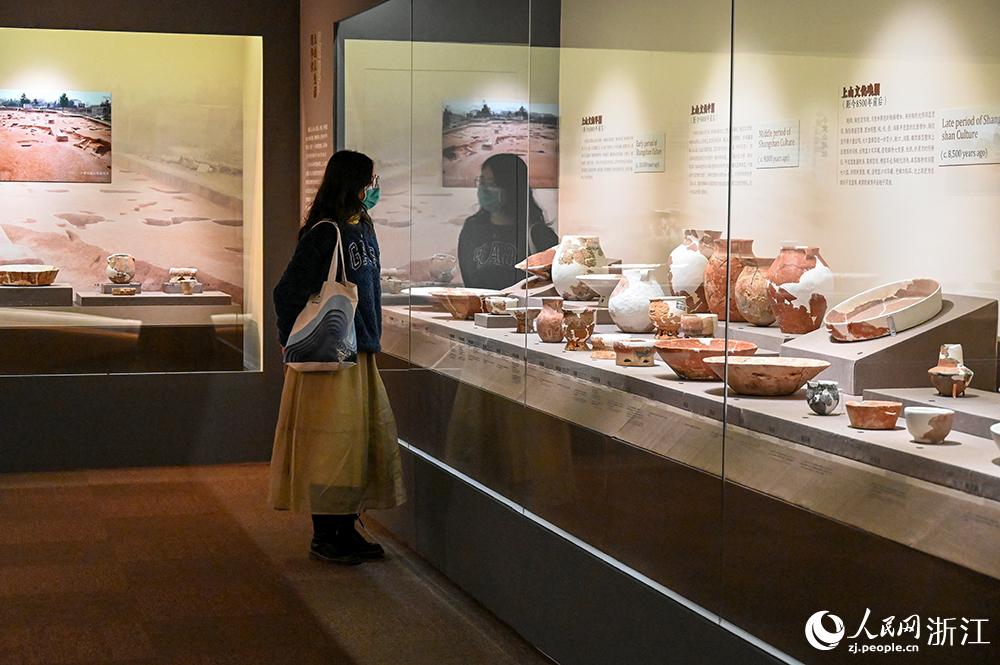 11月21日，“稻・源・启明――浙江上山文化考古特展”在国家博物馆开展。人民网 叶宾得摄