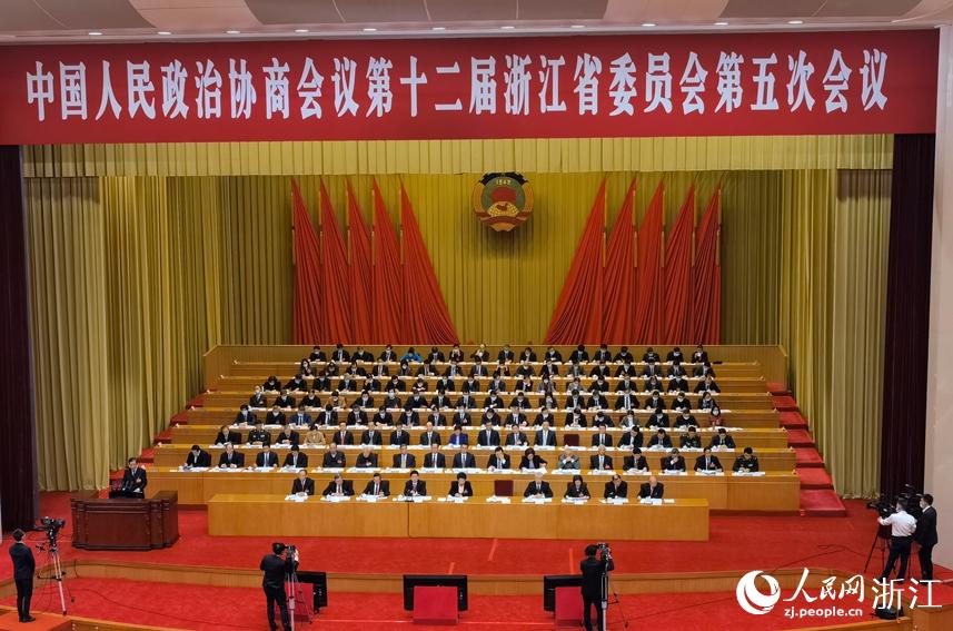 浙江省政协十二届五次会议开幕。人民网 张帆摄