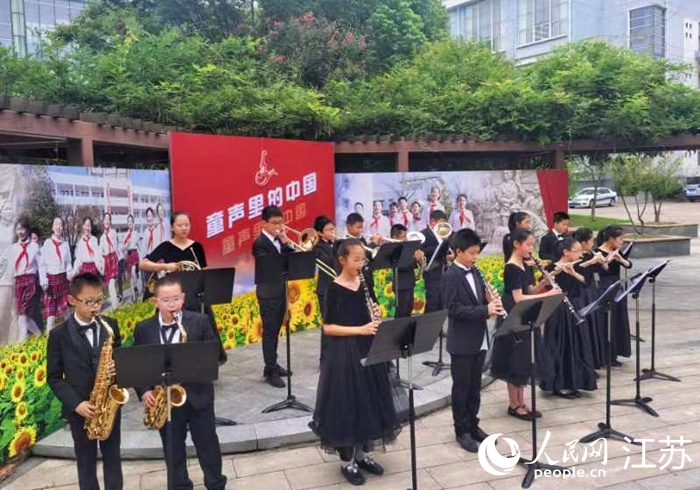 通州区实验小学排练“童声里的中国”系列节目。人民网记者 王继亮摄