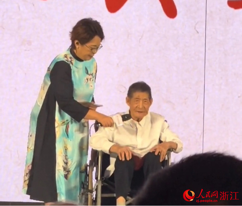 王坤森入選中華慈孝人物。人民網 秦銘澤攝
