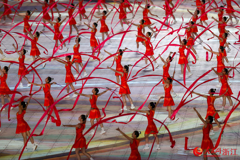 9月23日晚，第19屆亞洲運動會開幕式在浙江省杭州市舉行。人民網 章勇濤攝