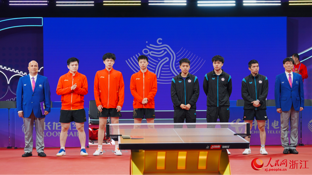 9月25日，杭州第19屆亞運會乒乓球男子團體半決賽前介紹雙方隊伍。人民網 陳陸洵攝