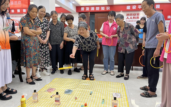 浙江台州：“银龄”悦享中秋