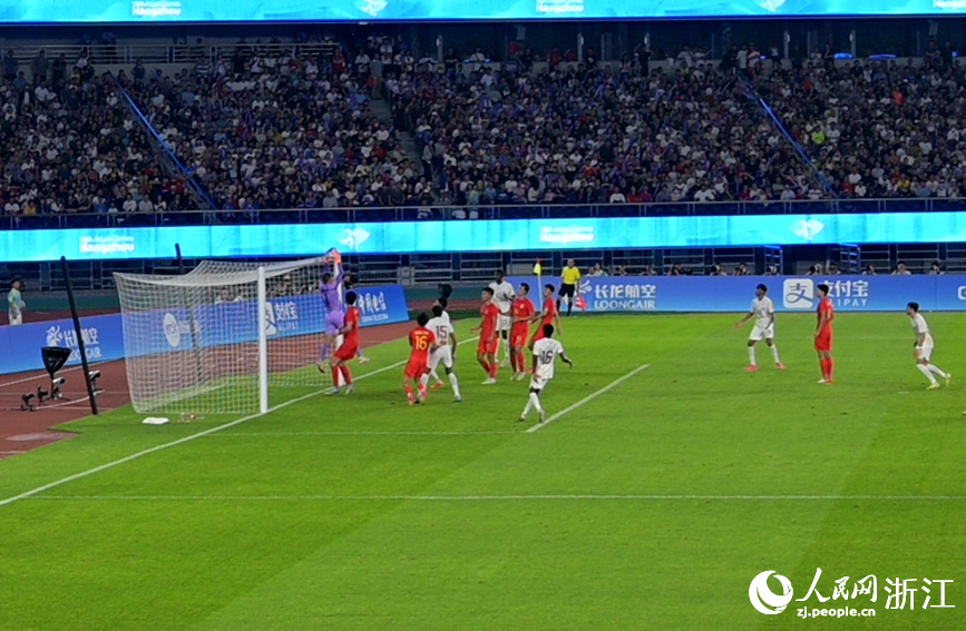 选手们在比赛中。人民网记者 张丽玮摄