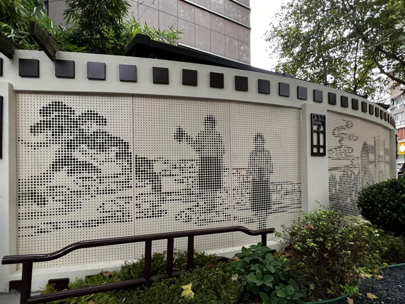 《憶市井》街角牆繪。湖濱街道供圖