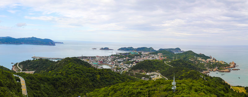 张瑜摄