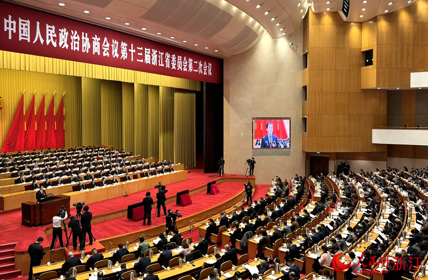 1月22日，浙江省政协十三届二次会议在杭州开幕。人民网 陈陆洵摄