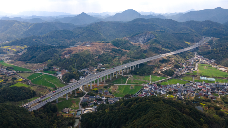 杭州繞城高速公路西復線張家店大橋。蔣盛康攝