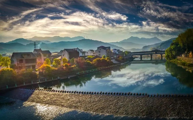 龍泉美麗鄉村。陳水鬆攝