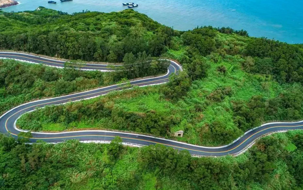 平阳四好农村路，致富快车道