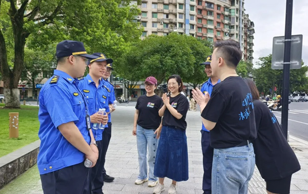 9年100000杯！這“一杯水”愛滿淳安