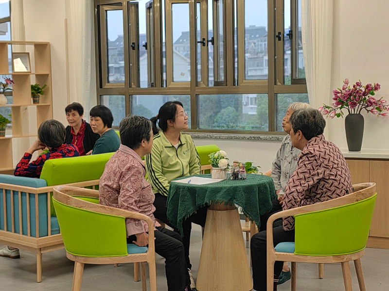 村社养老服务站点运行良好。蛟川街道供图