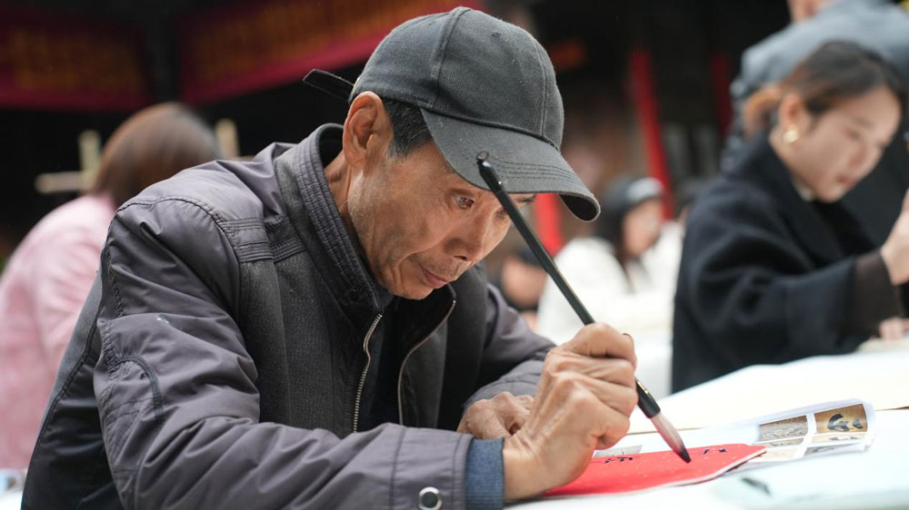 “西溪書畫學堂”書法培訓活動現場。蓮都區文廣旅體局供圖