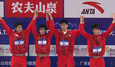 老兵小将泳池掀起“竞速风暴”