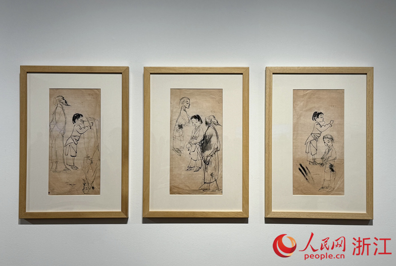 展览中展出的动画人物设计画稿。人民网 方彭依梦摄