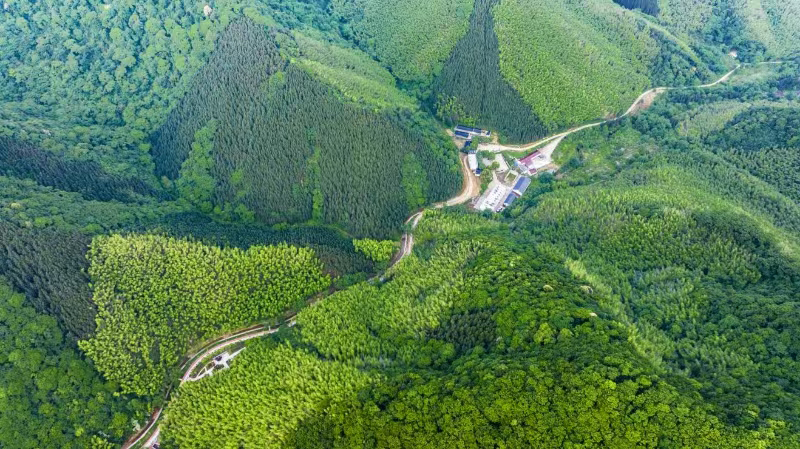多彩吕山寄乡愁