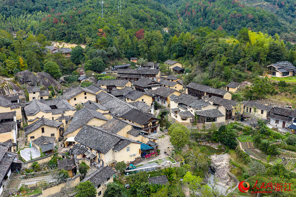 浙江省龍泉市下樟村。人民網 章勇濤攝