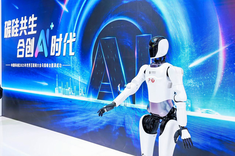 移動展台的AI機器人。受訪者供圖