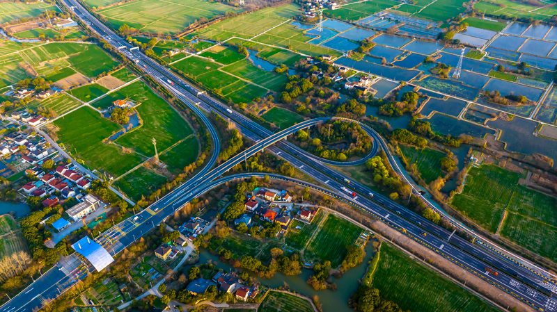 建設中的申蘇浙皖改擴建項目長興西互通