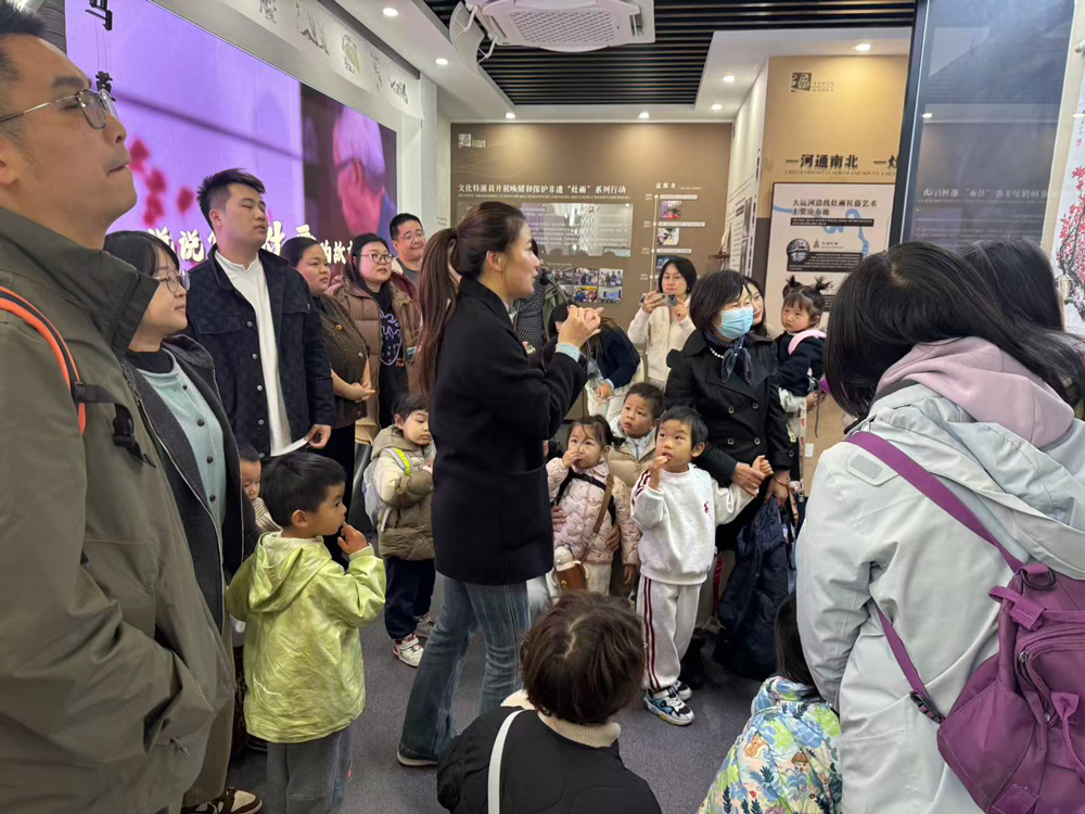 活动现场。半山街道供图