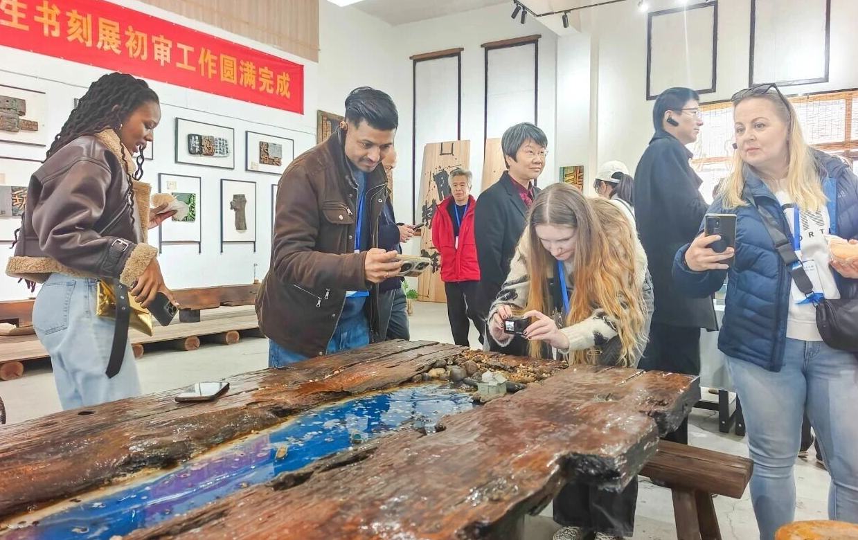 外国友人看玉环