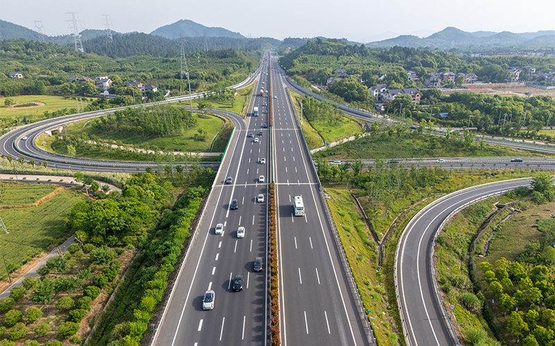 杭州繞城高速公路西復線杭紹段。浙高運公司供圖