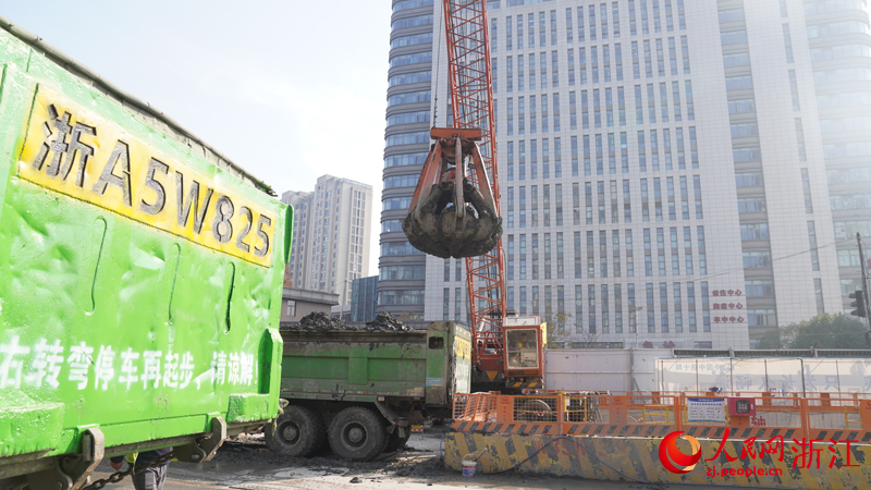 地鐵施工現場。人民網記者 陳陸洵攝