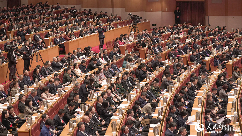 浙江省政協十三屆四次會議隆重開幕。人民網記者 郭揚攝