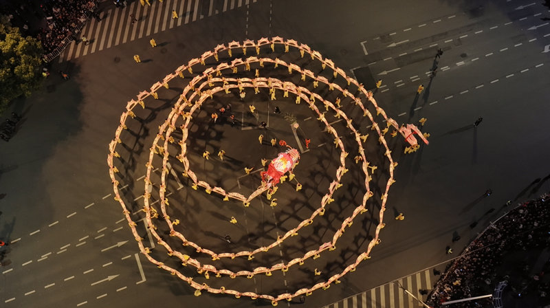 巡游活动现场。莲都区委宣传部供图