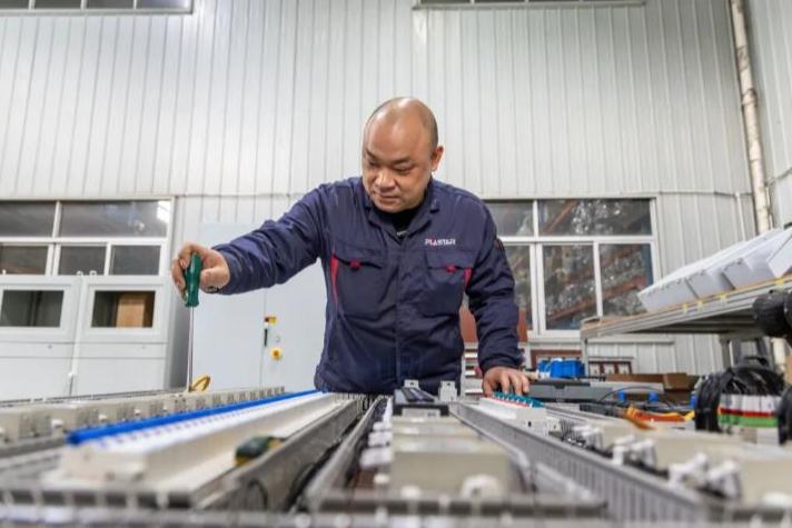 躍馬爭先！文成企業全力沖刺“開門紅”