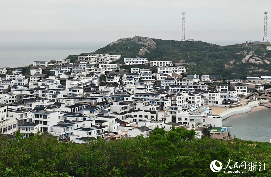 “小而美”的花鸟岛。人民网记者 张丽玮摄