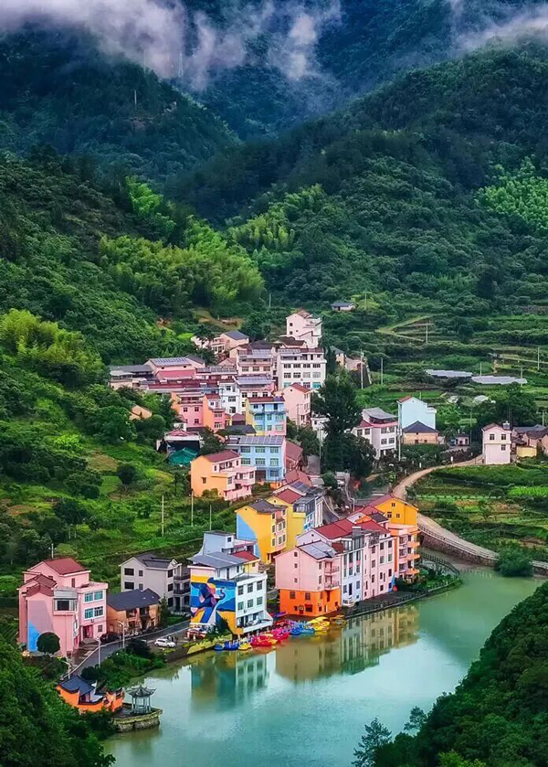 缙云县溶江乡新西坑村。丽水文广旅体局供图