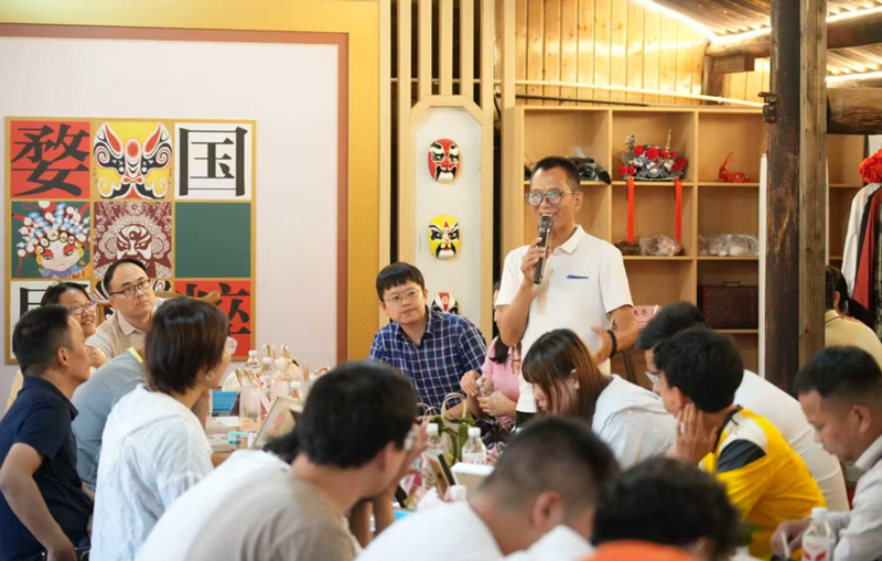 交流现场。受访者供图