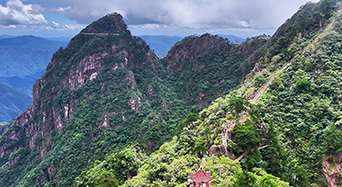 安徽万佛山：青山作“价”，风景成“金”